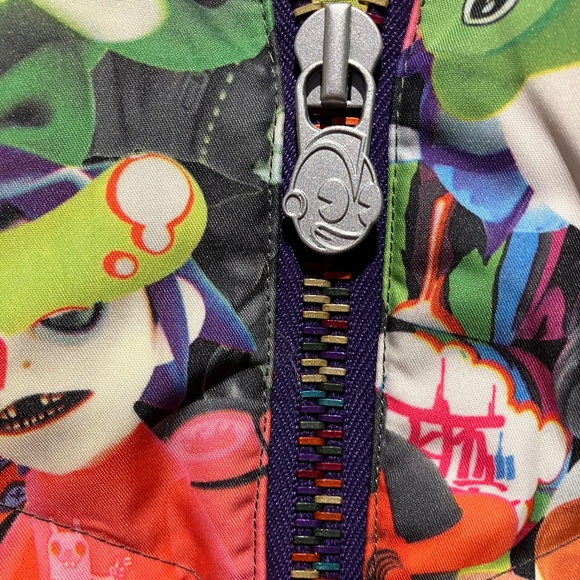 Burton x Kidrobot Women’s 2L Down Jacket - Picture 3 of 13